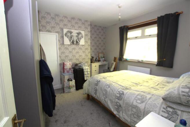 BED 1.jpg