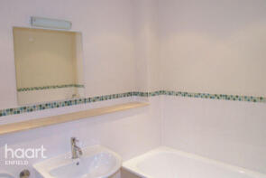 29, 45 Fontaine Court, High Street, London N14 6LW