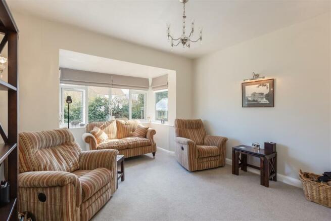 Wold View Sitting Room-2.jpg