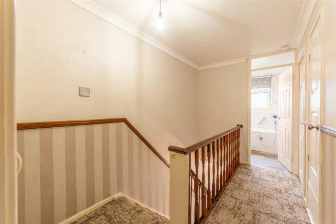 24 Elwood Path - New-7.jpg