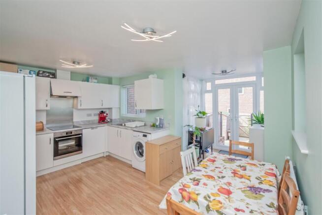 Fitted Dining Kitchen: