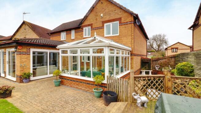19. Garden 1