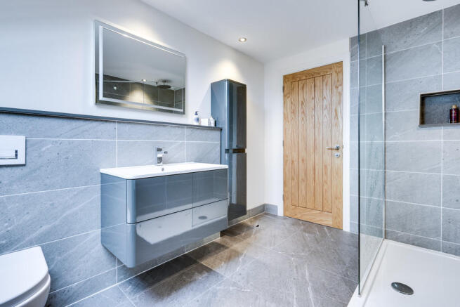 En Suite Shower R...