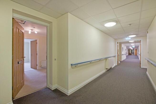 2 bed Retirement Property for sale Image 11