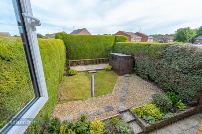 30 Cornwall Crescent (16)