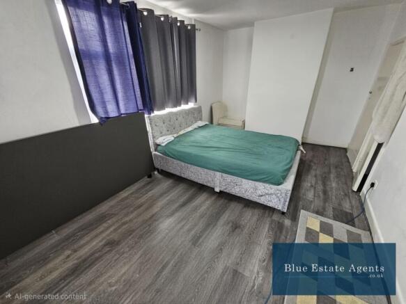 Bedroom / Reception 