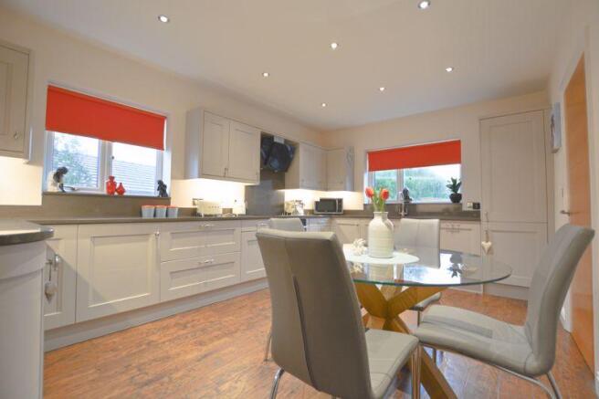 Kitchen diner