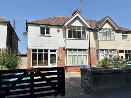 Fitzmaurice Avenue, Eastbourne
