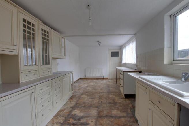 Kitchen/Dining Room