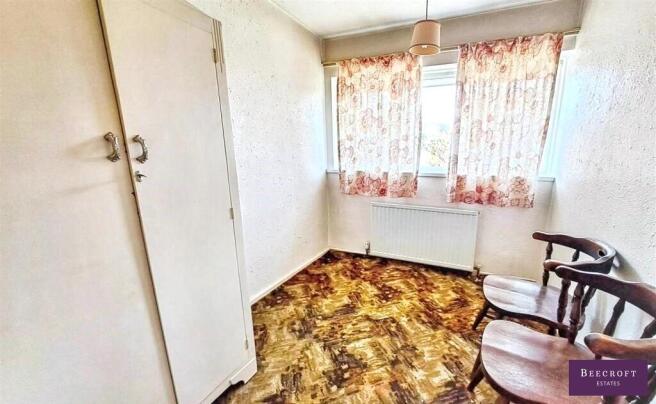 3 bed Terraced for sale Image 6