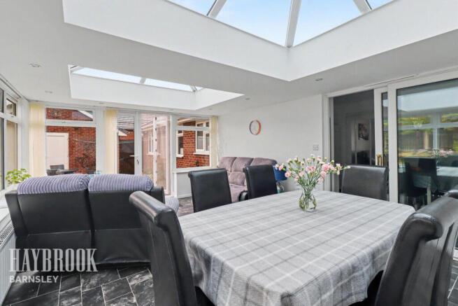 3 bed Detached Bungalow for sale Image 7