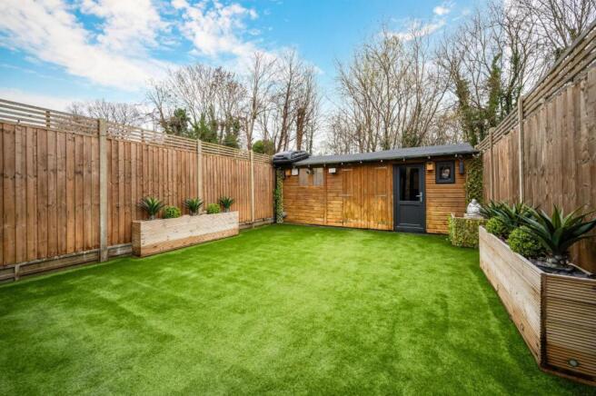 GLASTONBURY ROAD,  (13).jpg