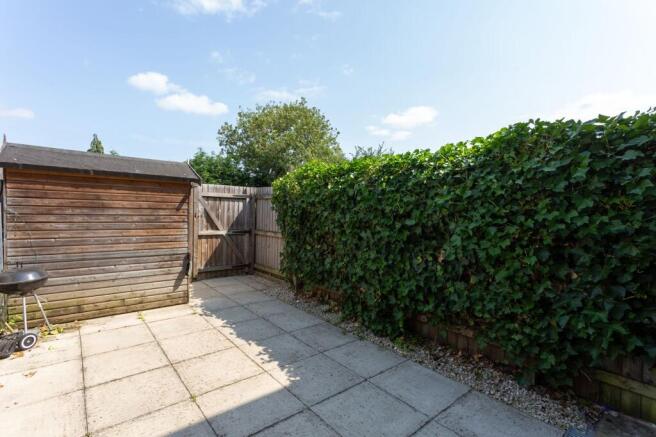 3 bed Terraced for sale Image 9