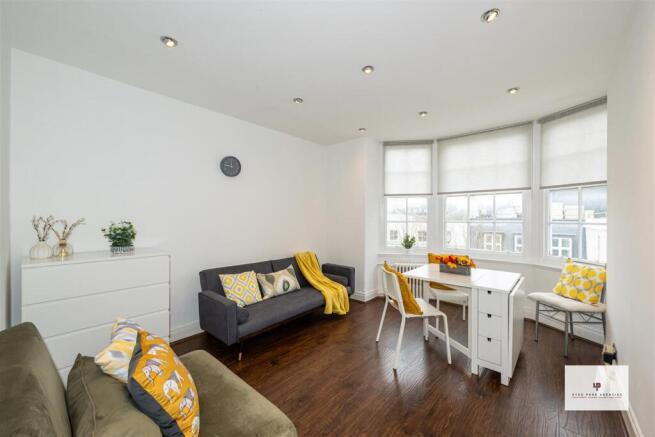 Queen¿s Court 130-001 MR - HPA.jpg