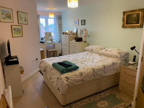 1 bed Apartment for sale Image 9