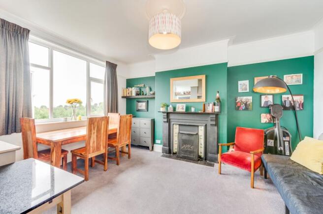 5 bed Terraced for sale Image 5