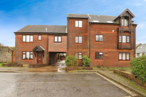 Furlong Mews, Ringwood, Hampshire, BH24