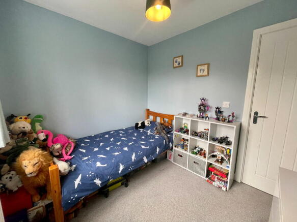 Photo 12