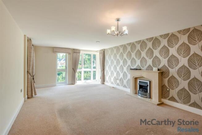 8697245-interior12.jpg