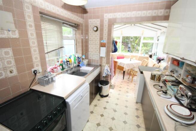 kitchen (002).JPG
