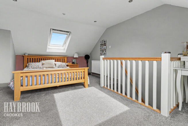 3 bed Terraced for sale Image 11