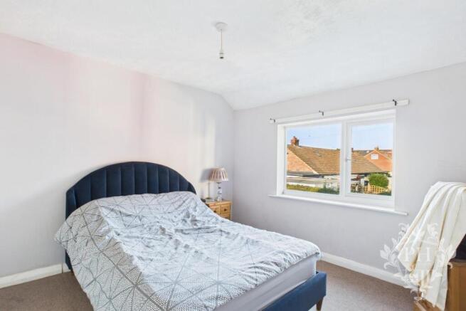 2 bed Detached for sale Image 5