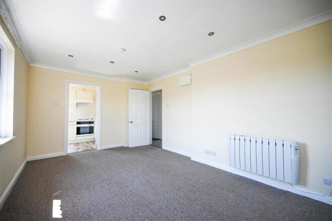 Lounge / Dining Room