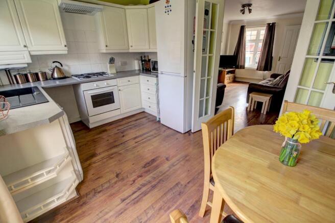 Kitchen 4