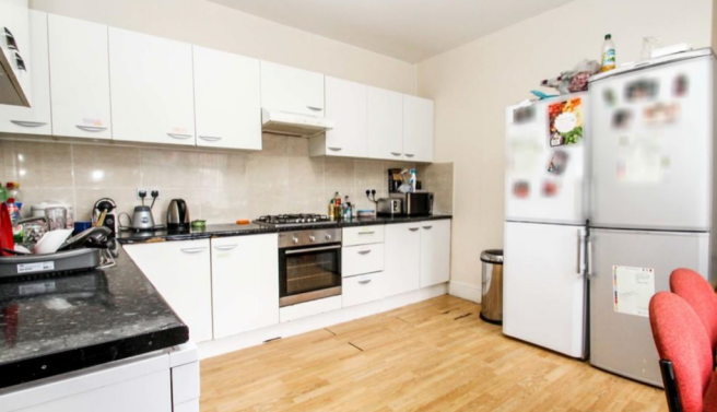 6 bed Terraced to rent Image 8