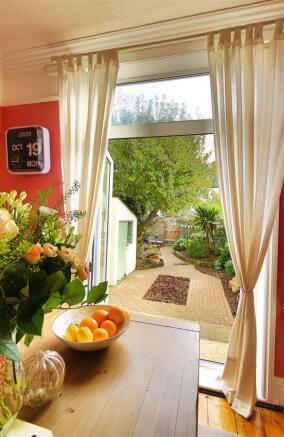 14 Stallcourt Av. 0291.jpg
