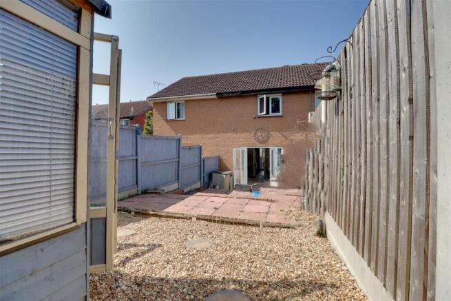 Horkesley Way, Wickford photo 2