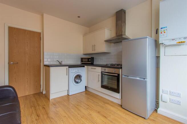 Mackintosh Place 203, 1-2.jpg