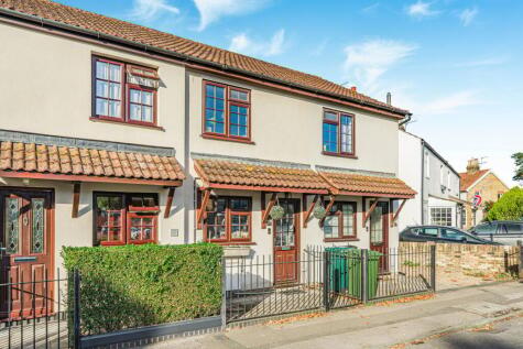 Upper Halliford Road, Shepperton, TW17