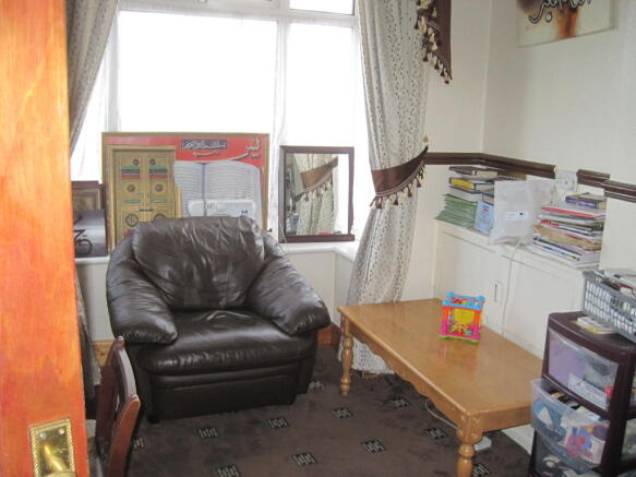Photo 3