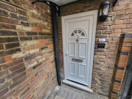 8b, Hibbert Street, Luton LU1 3UU