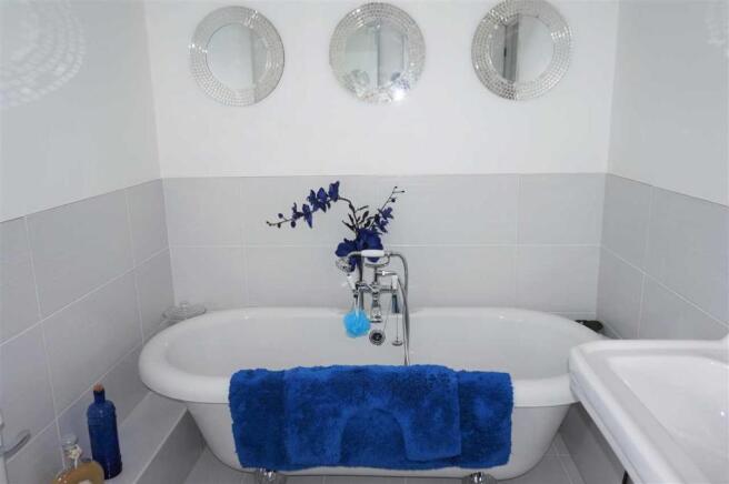 Photo 16
