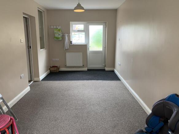 Play Room/Family Roo