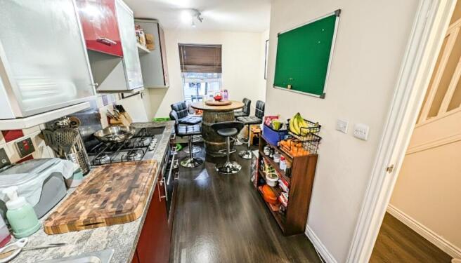 133 Normandy Drive kitchen d.jpg