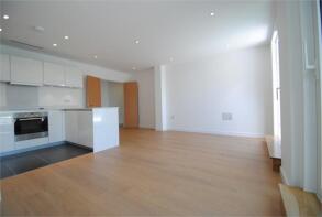 Flat 30, 4 Rossetti Apartments, Saffron Central Square, Croydon CR0 2FS