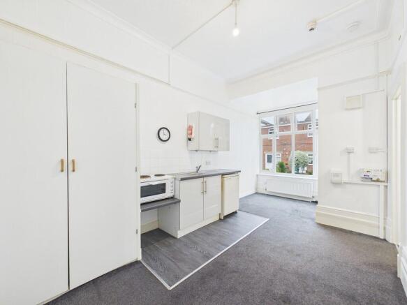 CAM03519G0-PR0454...