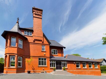 Old Road, Stalybridge, SK15 2RG