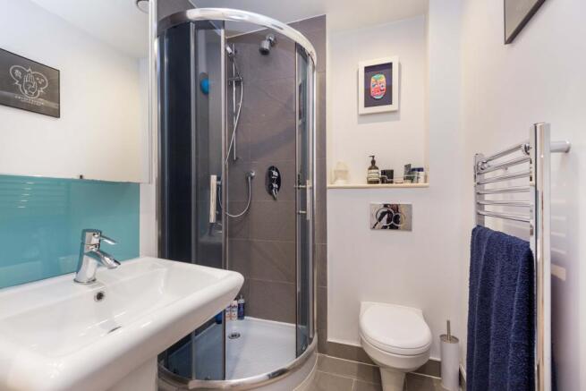 Master En-suite