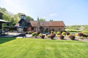 The Old Stables, Bradshott Lane, Blackmoor, Liss GU33 6DD