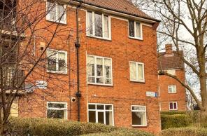 2, Lingfield Crescent, Moortown, Leeds LS17 6BS