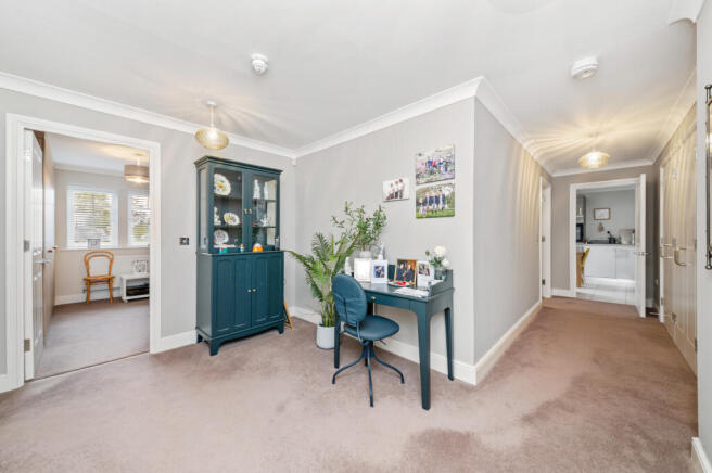 2 bed Retirement Property for sale Image 9