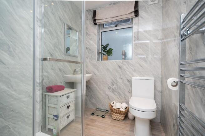 Family Shower Room