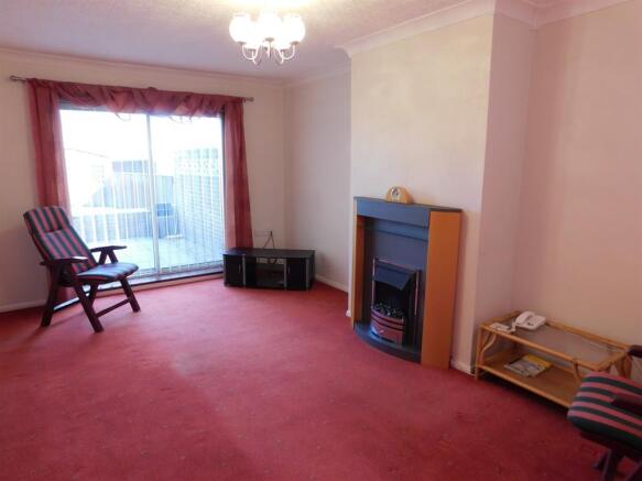 Lounge 1