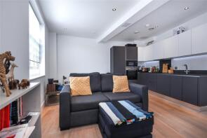 Flat 5, 43, Deptford Bridge, London SE8 4HH