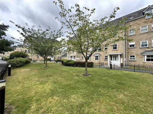 1 bed Apartment to rent Image 6