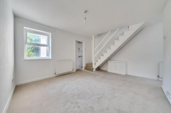 1330909-7-68930ad...